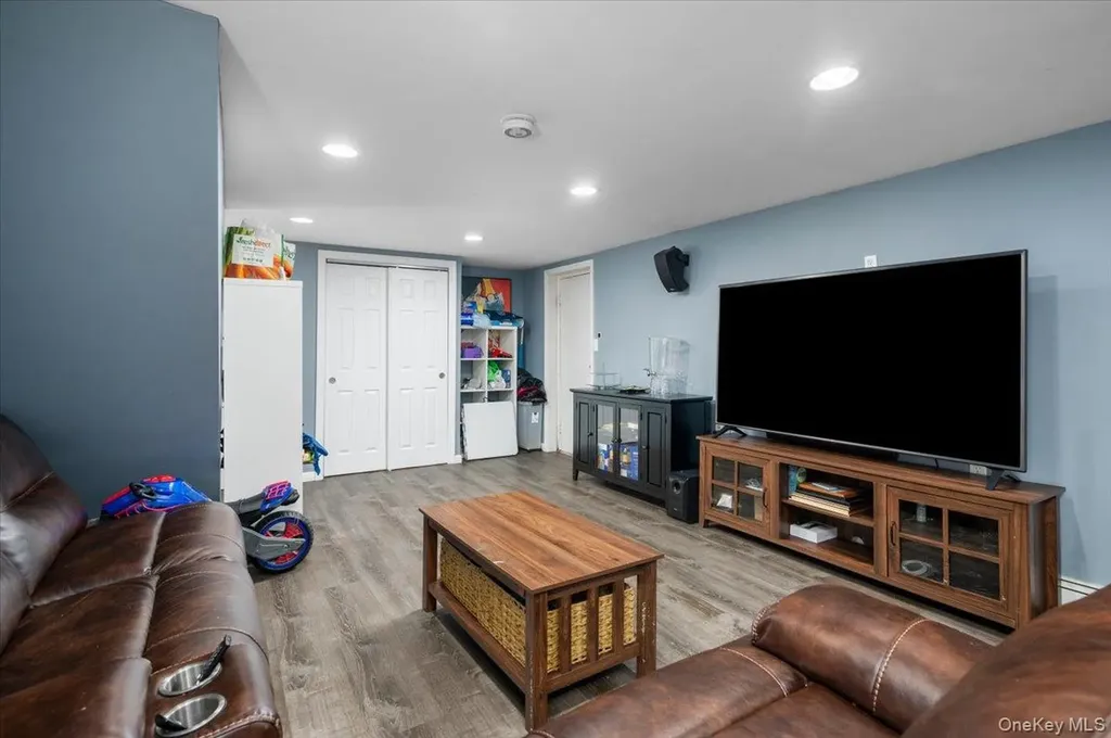 8 Arthur Street Yonkers NY 10701