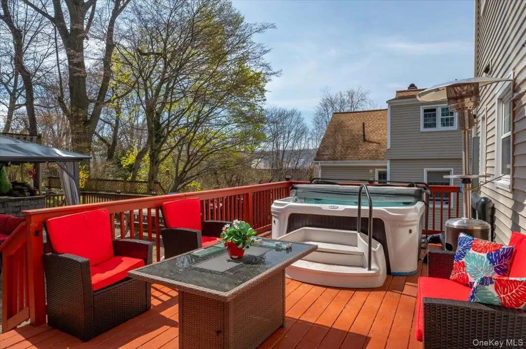 8 Arthur Street Yonkers NY 10701