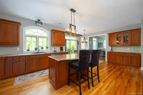 66 Carol Lane Poughquag NY 12570