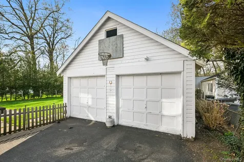 15 Maryland Avenue Armonk NY 10504