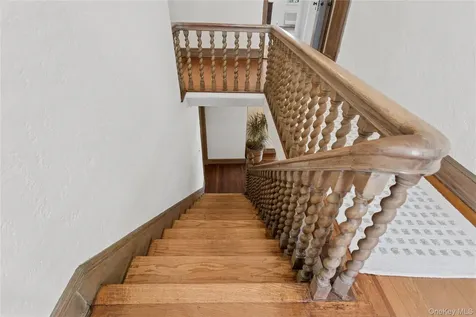 51 Vine Road Larchmont NY 10538
