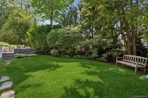 51 Vine Road Larchmont NY 10538