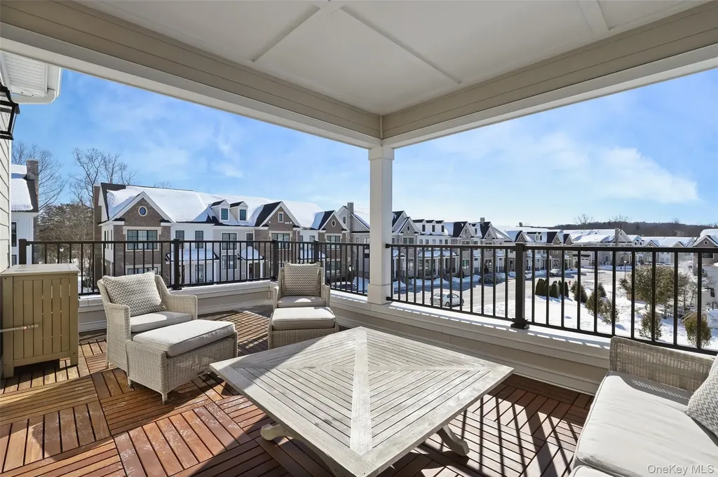 2 Dewitt Drive Chappaqua NY 10514