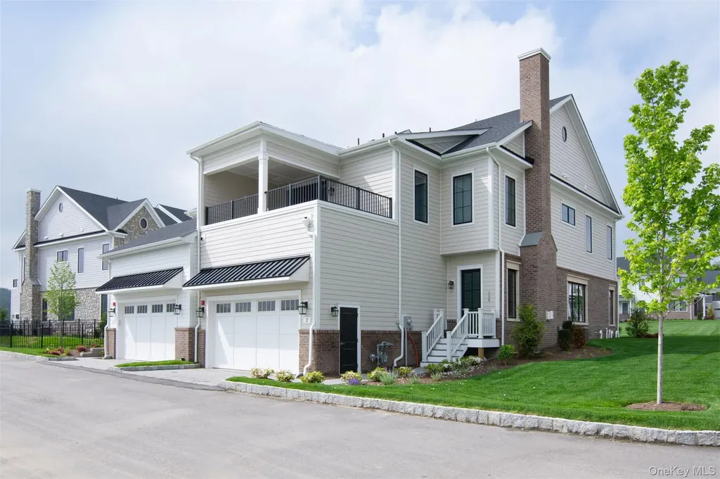 2 Dewitt Drive Chappaqua NY 10514