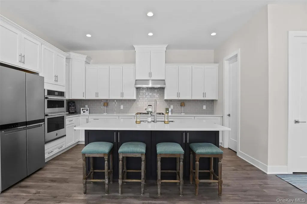 2 Dewitt Drive Chappaqua NY 10514