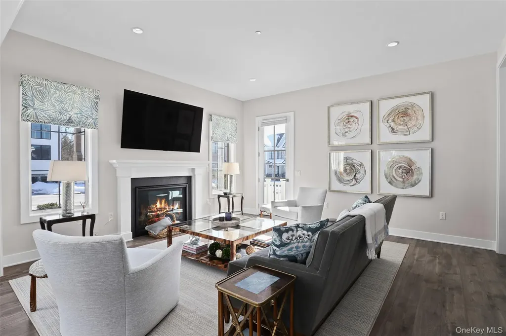 2 Dewitt Drive Chappaqua NY 10514