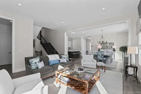 2 Dewitt Drive Chappaqua NY 10514