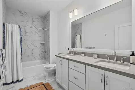2 Dewitt Drive Chappaqua NY 10514