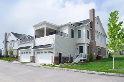 2 Dewitt Drive Chappaqua NY 10514