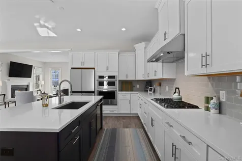 2 Dewitt Drive Chappaqua NY 10514