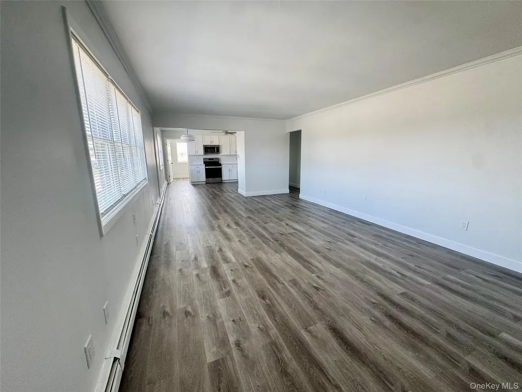 70 Burlington Avenue Deer Park NY 11729