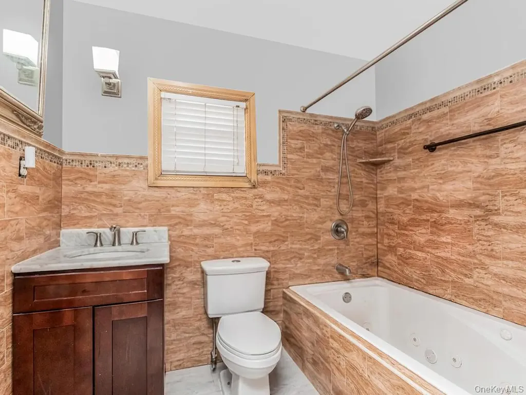 3324 Barker Avenue Bronx NY 10467