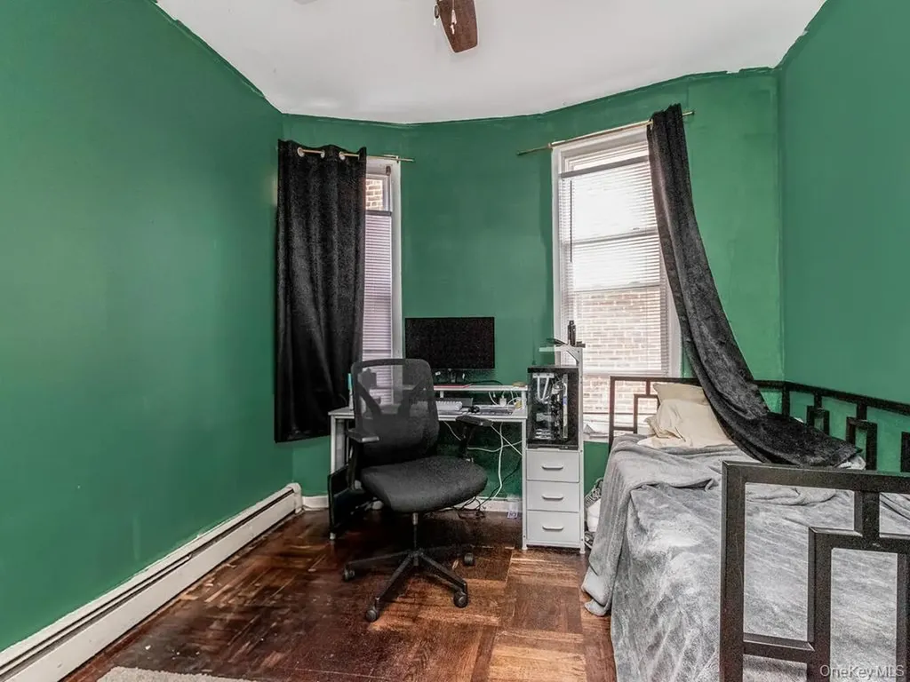 3324 Barker Avenue Bronx NY 10467