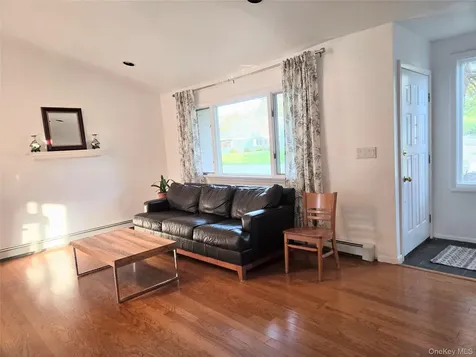 2585 Farsund Drive Yorktown Heights NY 10598