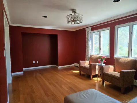 2585 Farsund Drive Yorktown Heights NY 10598