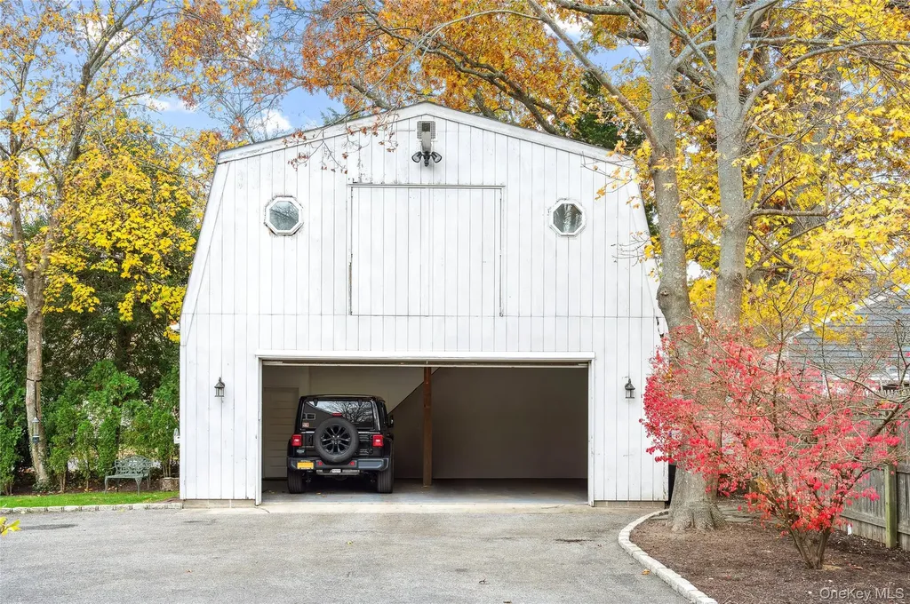 59 Lockitt Drive Riverhead NY 11901