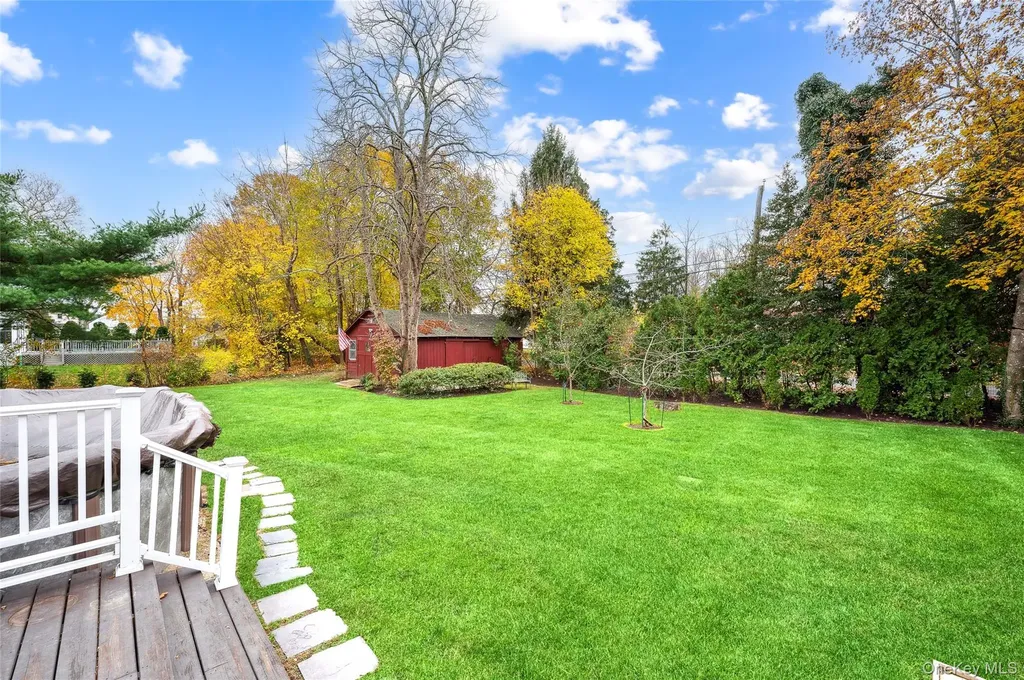 59 Lockitt Drive Riverhead NY 11901