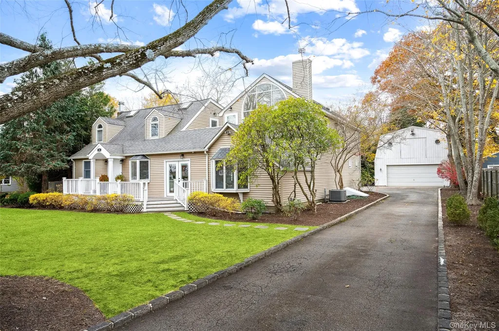 59 Lockitt Drive Riverhead NY 11901