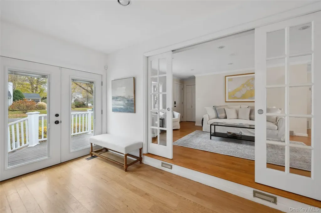 59 Lockitt Drive Riverhead NY 11901