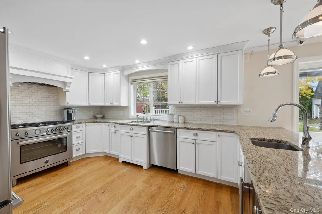 59 Lockitt Drive Riverhead NY 11901