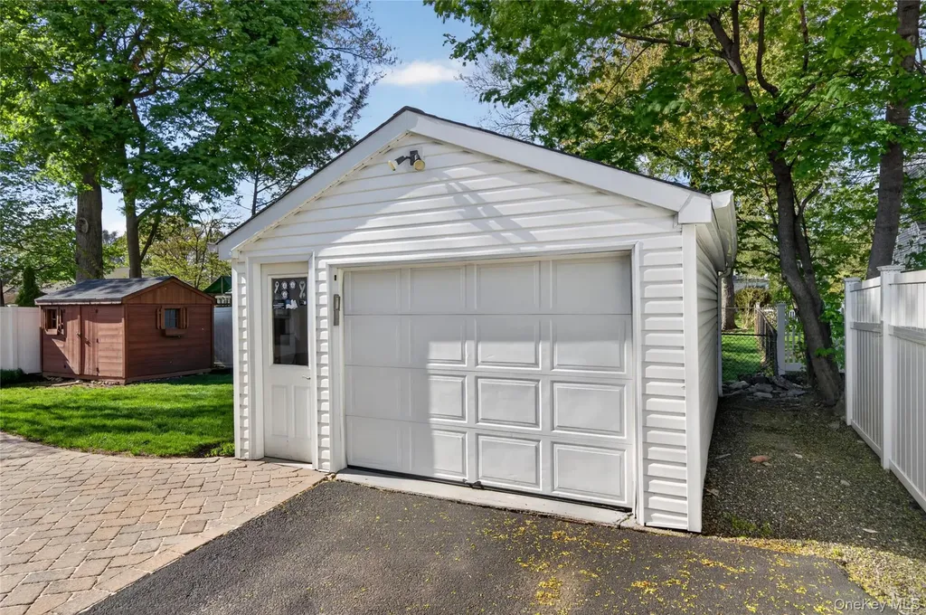 127 Bogert Avenue Pearl River NY 10965