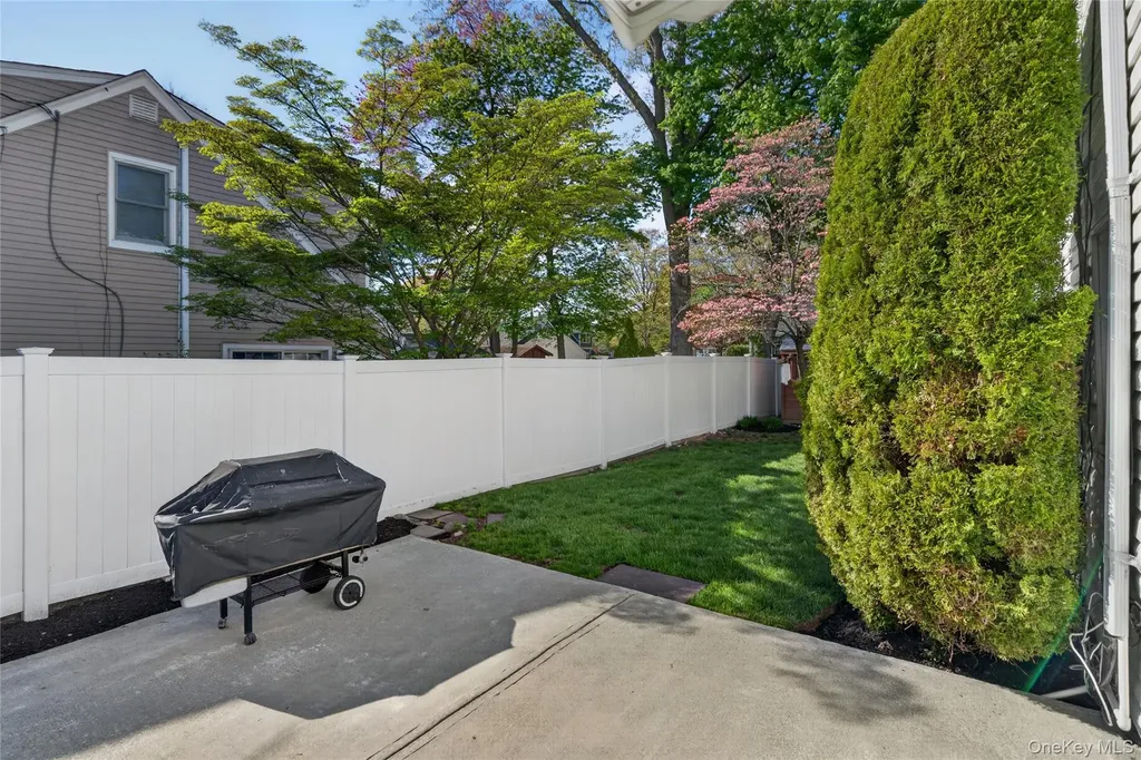 127 Bogert Avenue Pearl River NY 10965