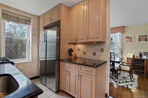 101 Old Mamaroneck Road White Plains NY 10605