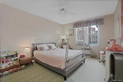 101 Old Mamaroneck Road White Plains NY 10605