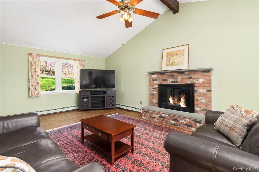 27 David Road Somers NY 10589