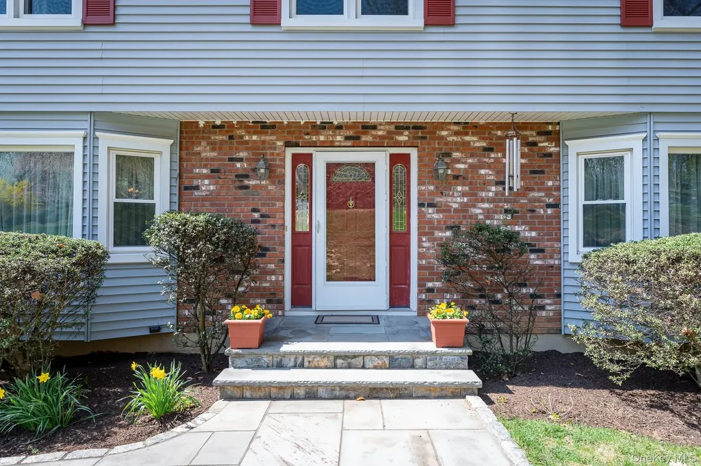 27 David Road Somers NY 10589