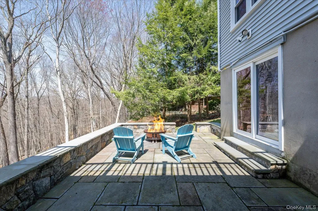 27 David Road Somers NY 10589