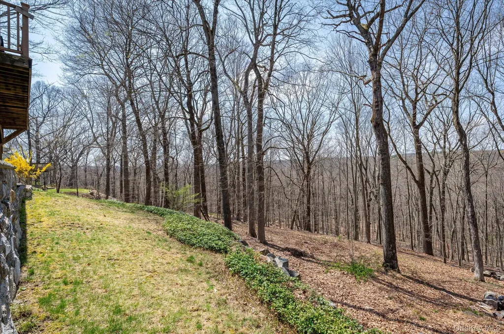 27 David Road Somers NY 10589