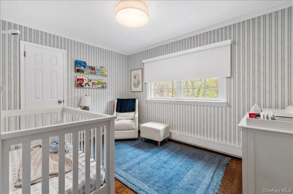 8 Heritage Court Cold Spring Harbor NY 11724