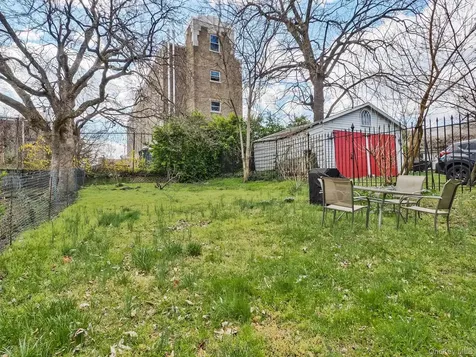 86 Harrison Street Staten Island NY 10304