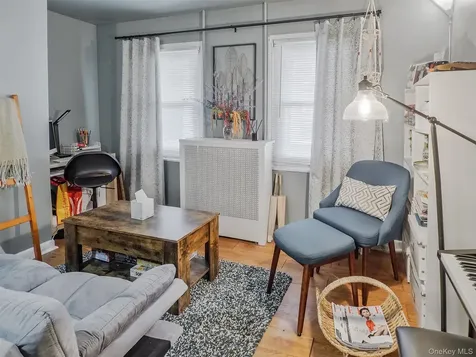 86 Harrison Street Staten Island NY 10304