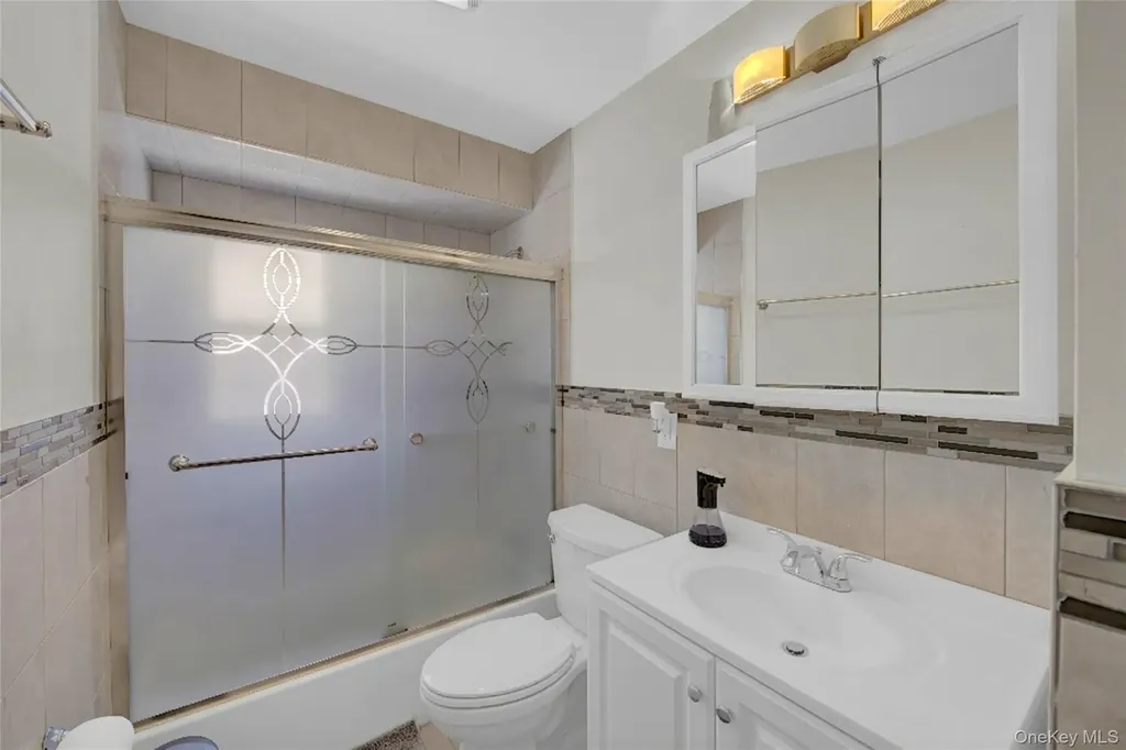 1210 Emma Place Franklin Square NY 11010