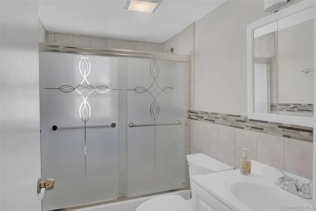 1210 Emma Place Franklin Square NY 11010