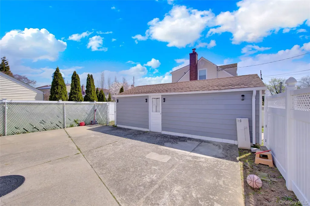 1210 Emma Place Franklin Square NY 11010