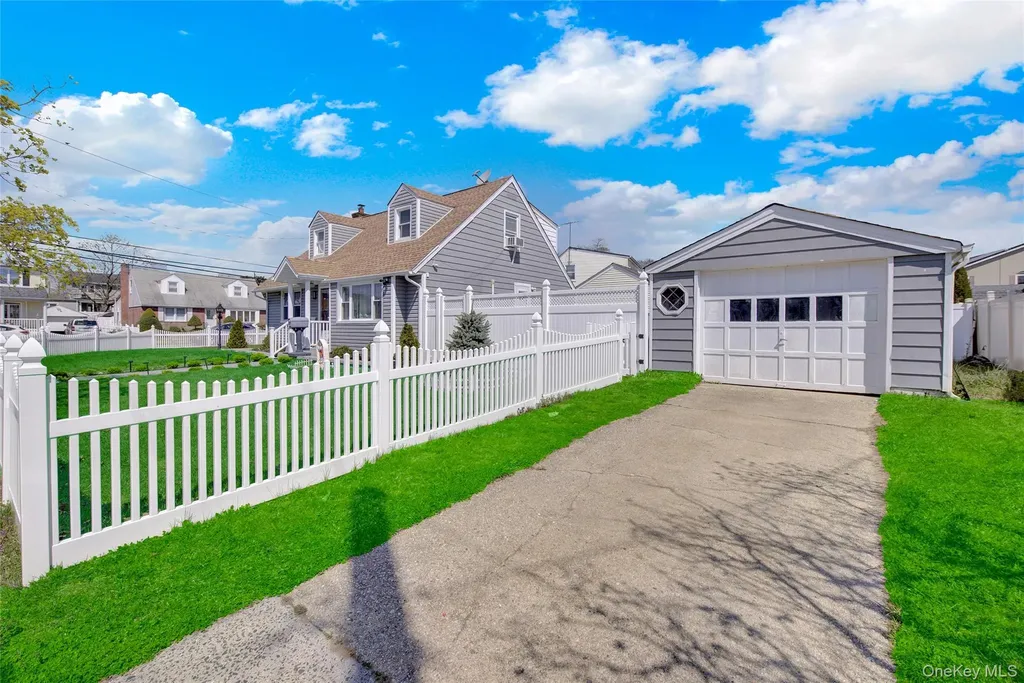 1210 Emma Place Franklin Square NY 11010