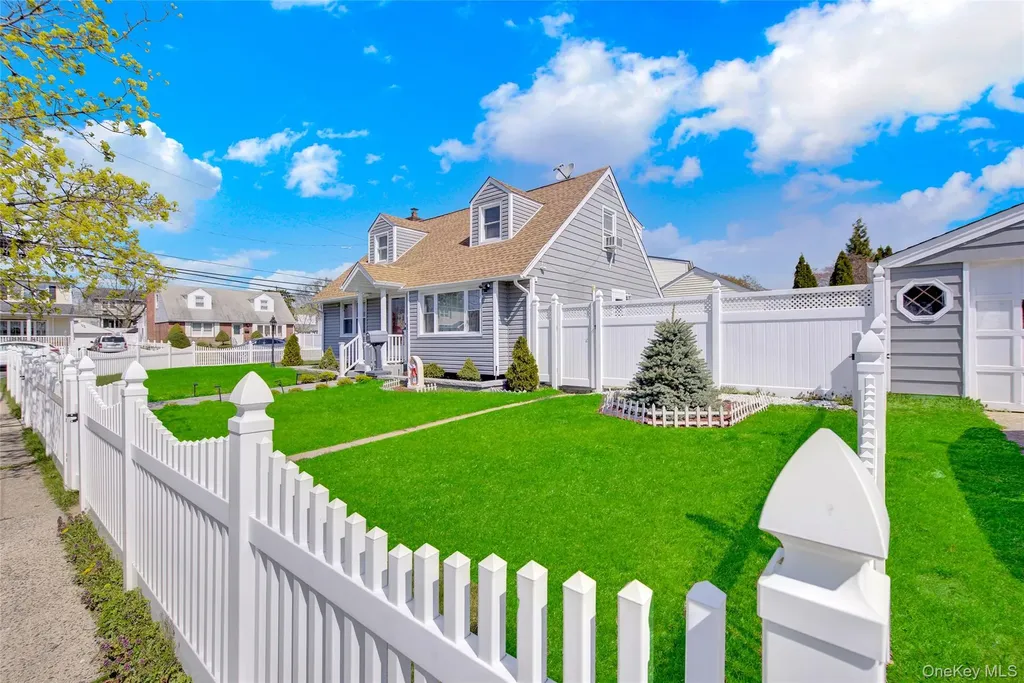 1210 Emma Place Franklin Square NY 11010