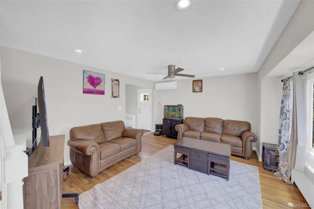1210 Emma Place Franklin Square NY 11010
