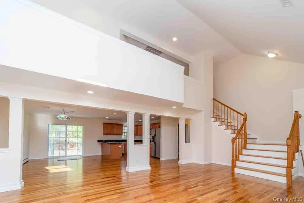6 Stonybrook Road Pine Bush NY 12566