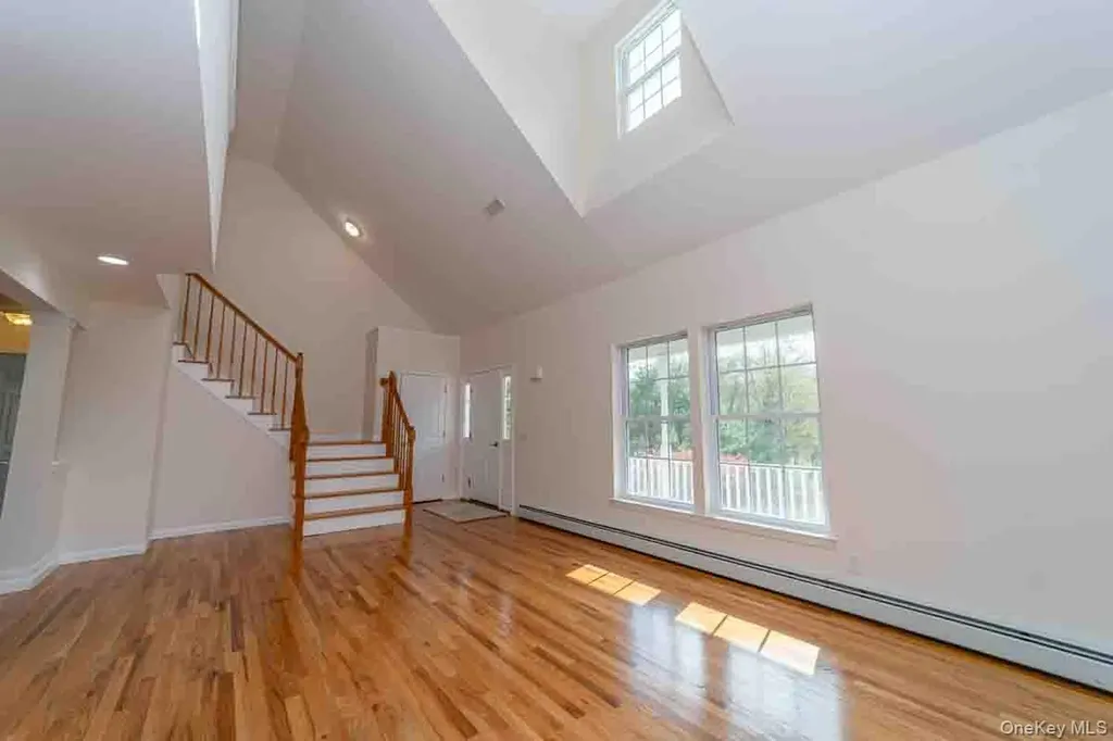 6 Stonybrook Road Pine Bush NY 12566