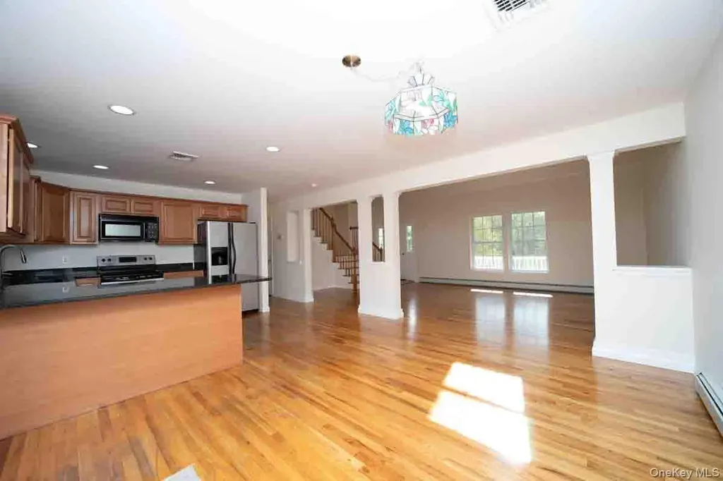 6 Stonybrook Road Pine Bush NY 12566