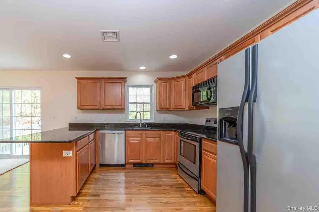 6 Stonybrook Road Pine Bush NY 12566