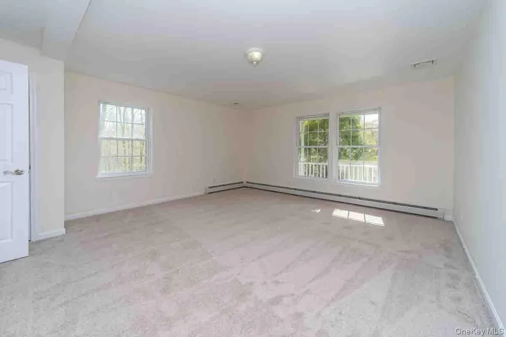 6 Stonybrook Road Pine Bush NY 12566