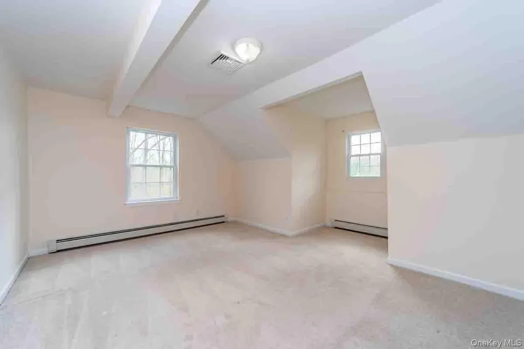 6 Stonybrook Road Pine Bush NY 12566