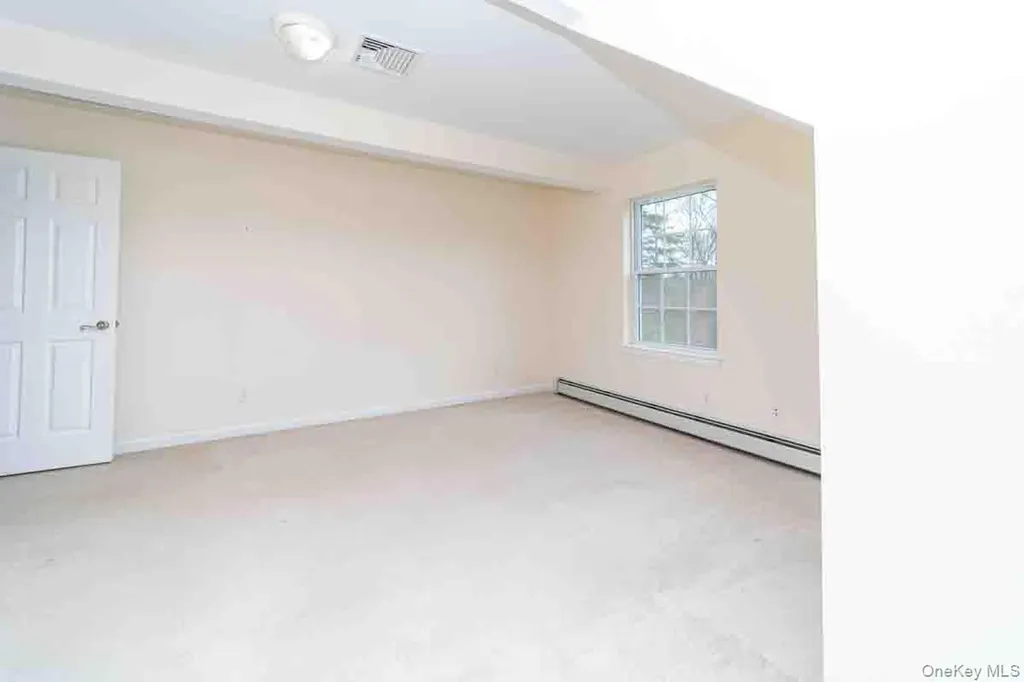 6 Stonybrook Road Pine Bush NY 12566