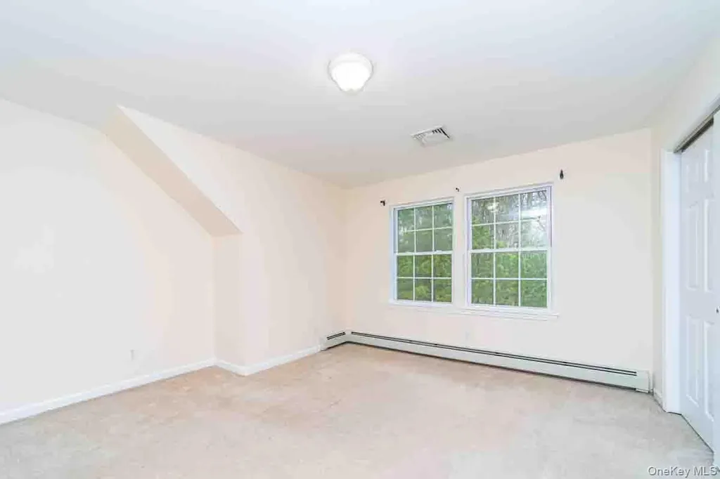 6 Stonybrook Road Pine Bush NY 12566
