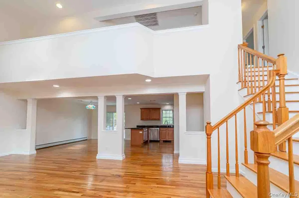 6 Stonybrook Road Pine Bush NY 12566